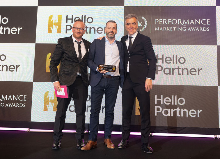 Acquirz Wins Gold at The Performance Marketing Awards